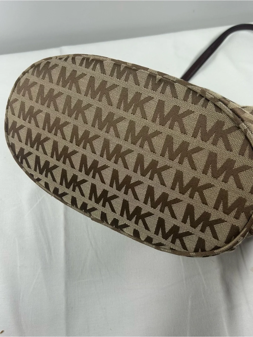 Michael Kors Jet Set Signature Jacquard Medium Tote Bag Tan 38T2XTTT2J EUC